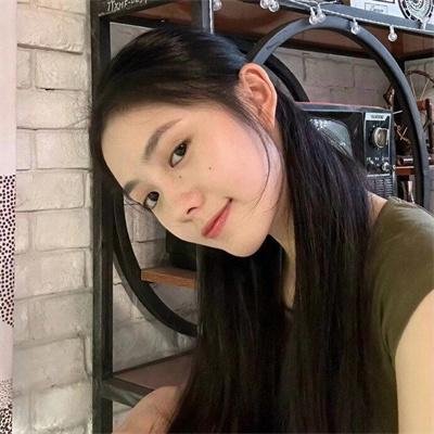 新娘向后跑